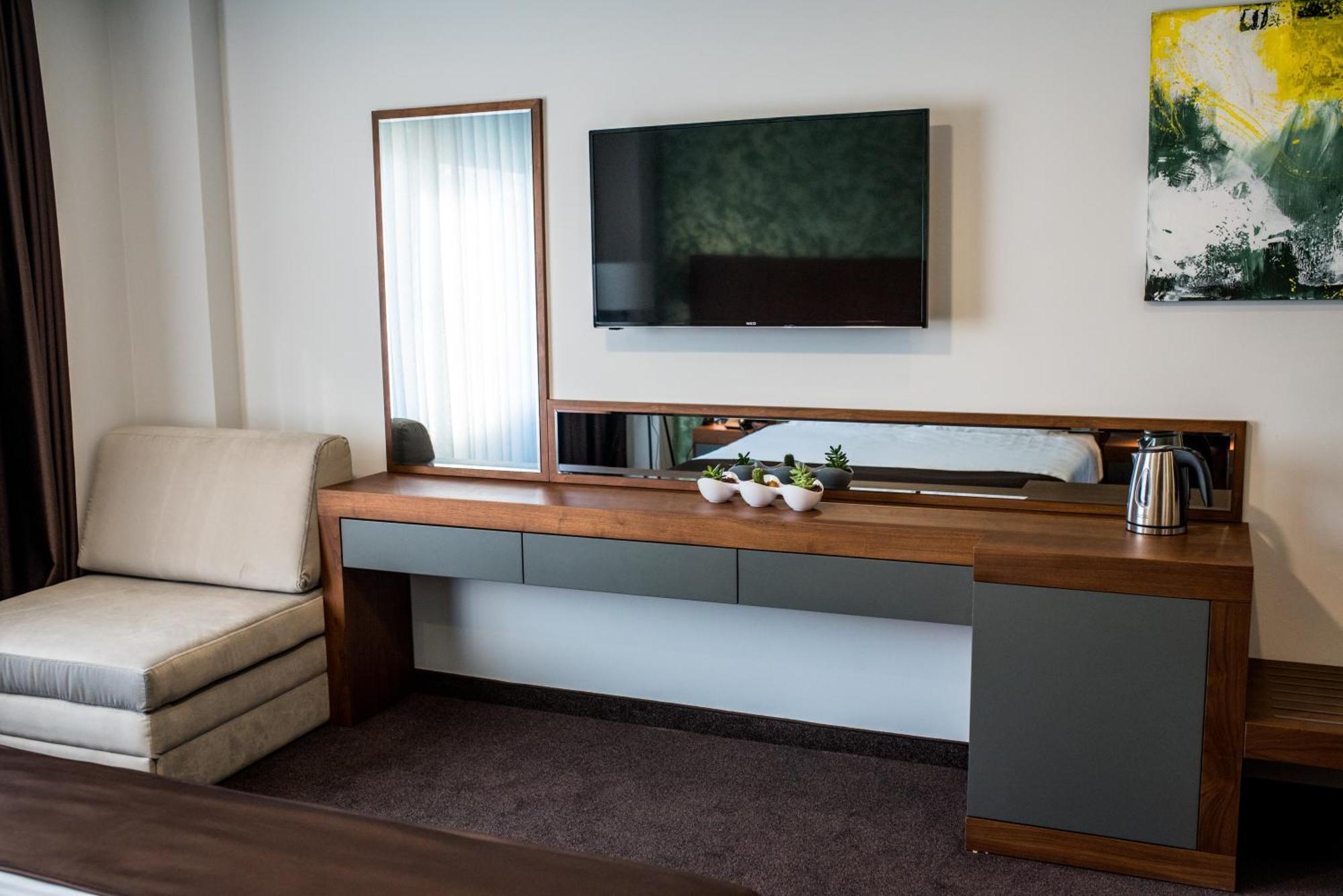 Hotel Bograd - Apartments & Lounge Station Struga Exterior photo